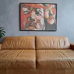 Quarto Exclusivo Ar Tv Metro Praia Copacabana - Proprietario Mora No Local